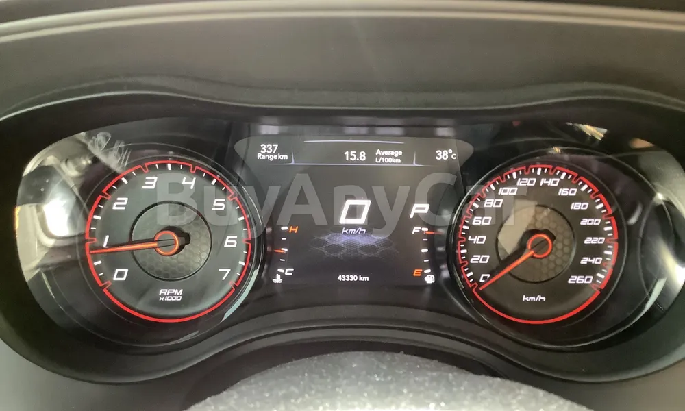Vehicle photo 8