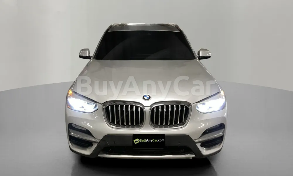 Vehicle photo 1