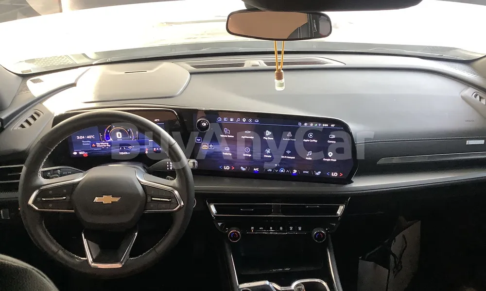 Vehicle photo 8