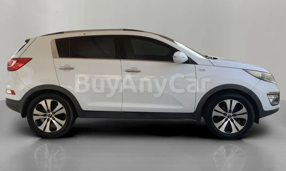 Vehicle photo 4