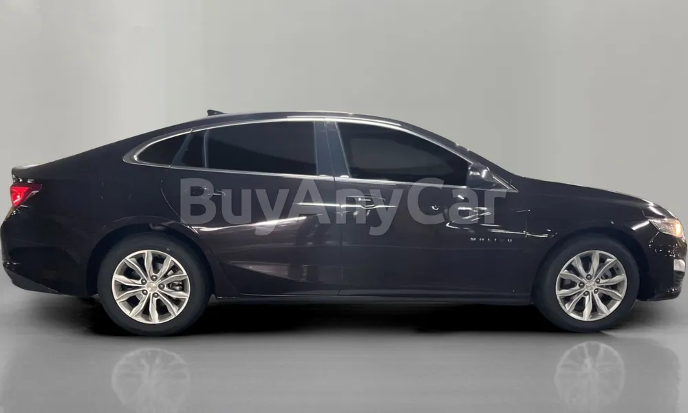 Vehicle photo 3