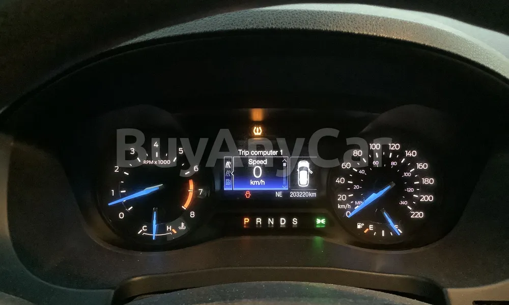 Vehicle photo 7