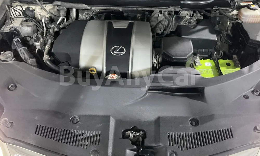 Vehicle photo 6