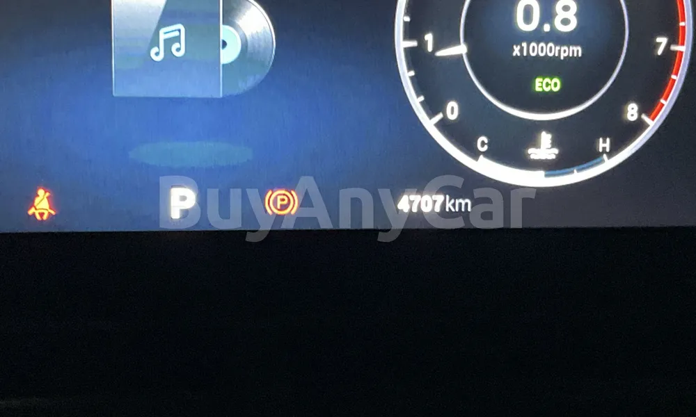 Vehicle photo 7