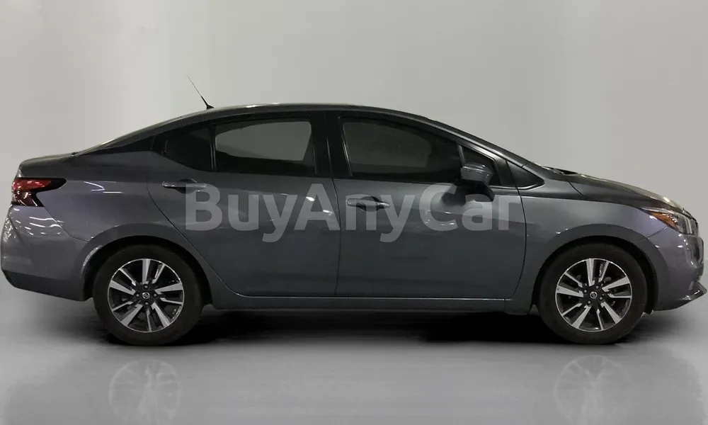 Vehicle photo 4