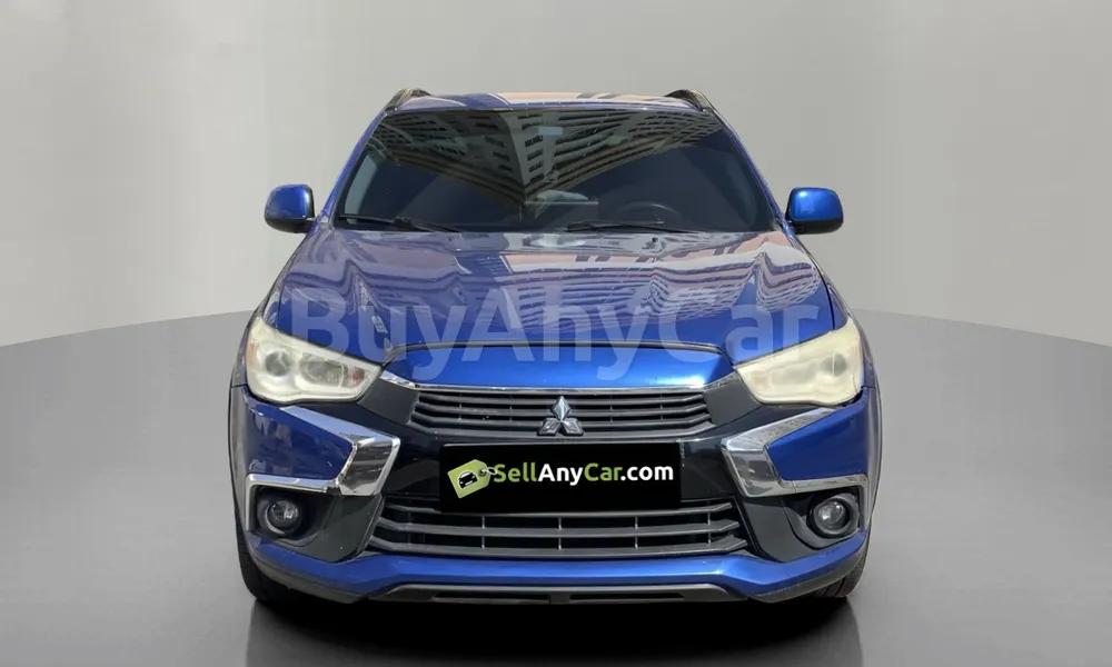 Vehicle photo 1