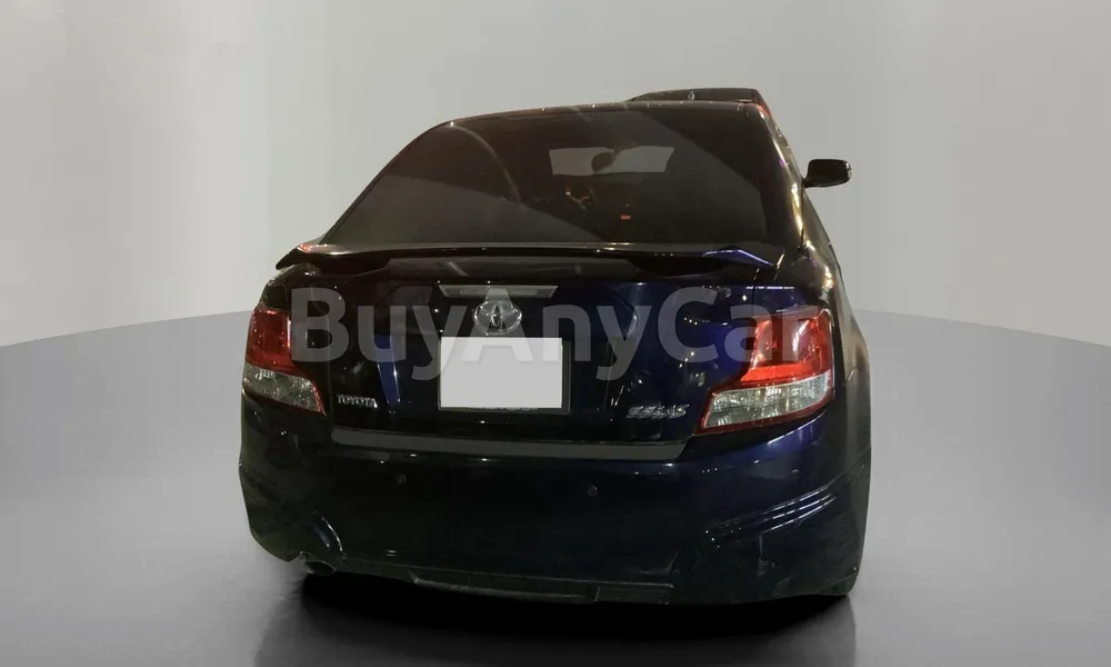 Vehicle photo 2