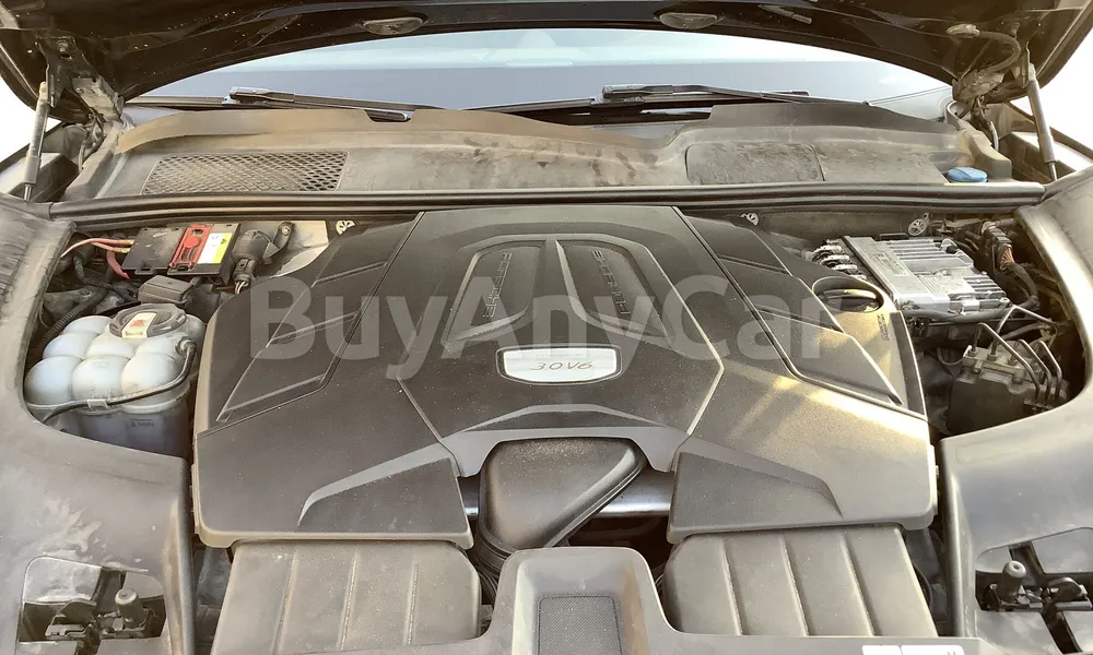 Vehicle photo 5