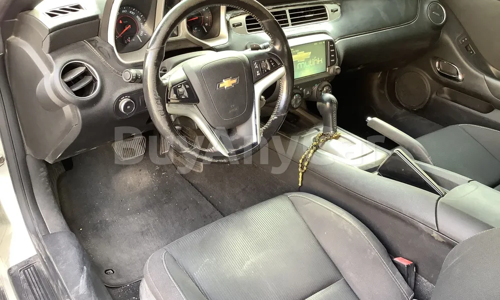 Vehicle photo 8