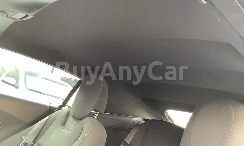 Vehicle photo 10