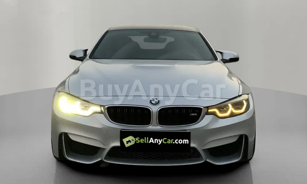 Vehicle photo 1