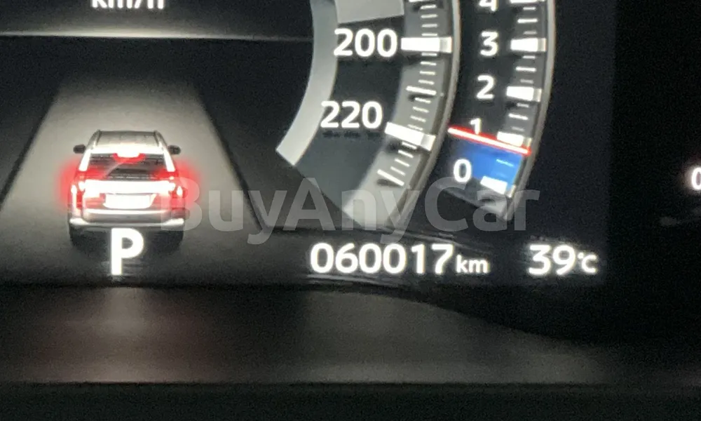 Vehicle photo 7