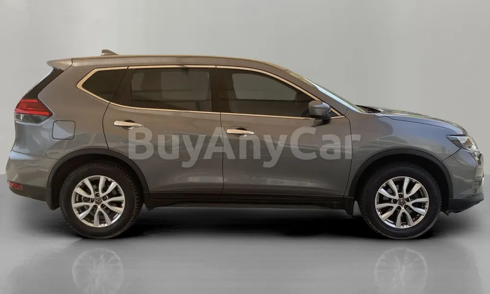 Vehicle photo 4