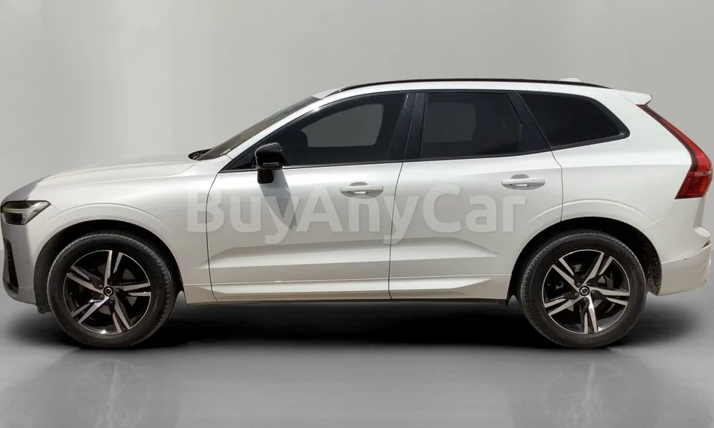 Vehicle photo 4