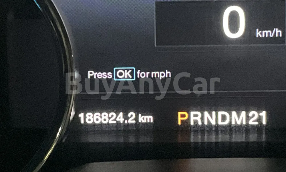 Vehicle photo 7
