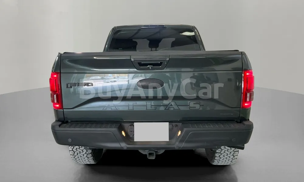 Vehicle photo 2