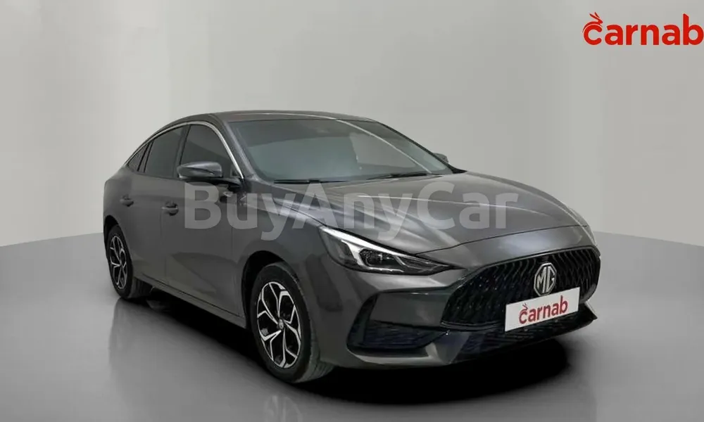 Vehicle photo 10