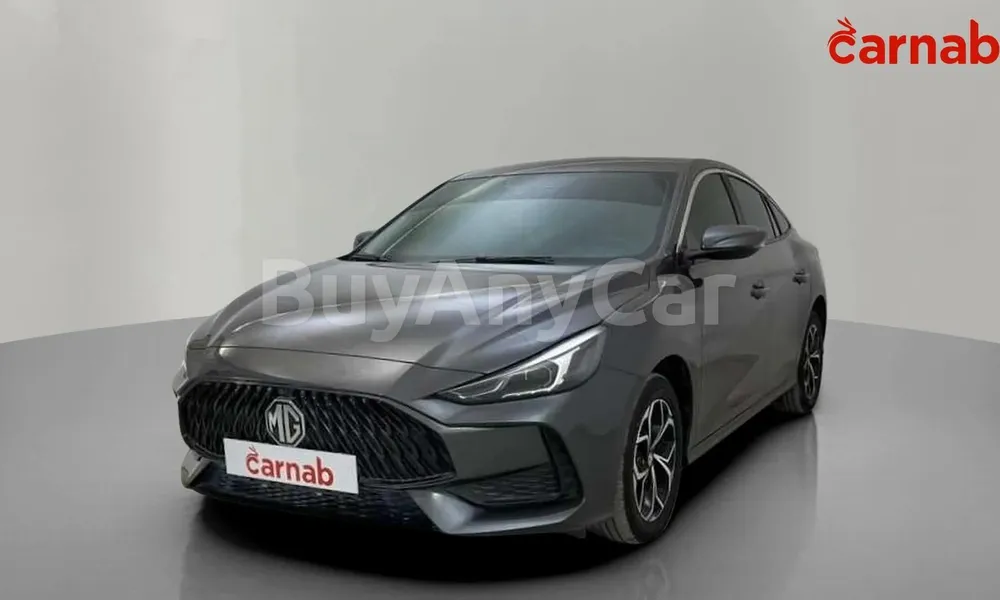 Vehicle photo 8