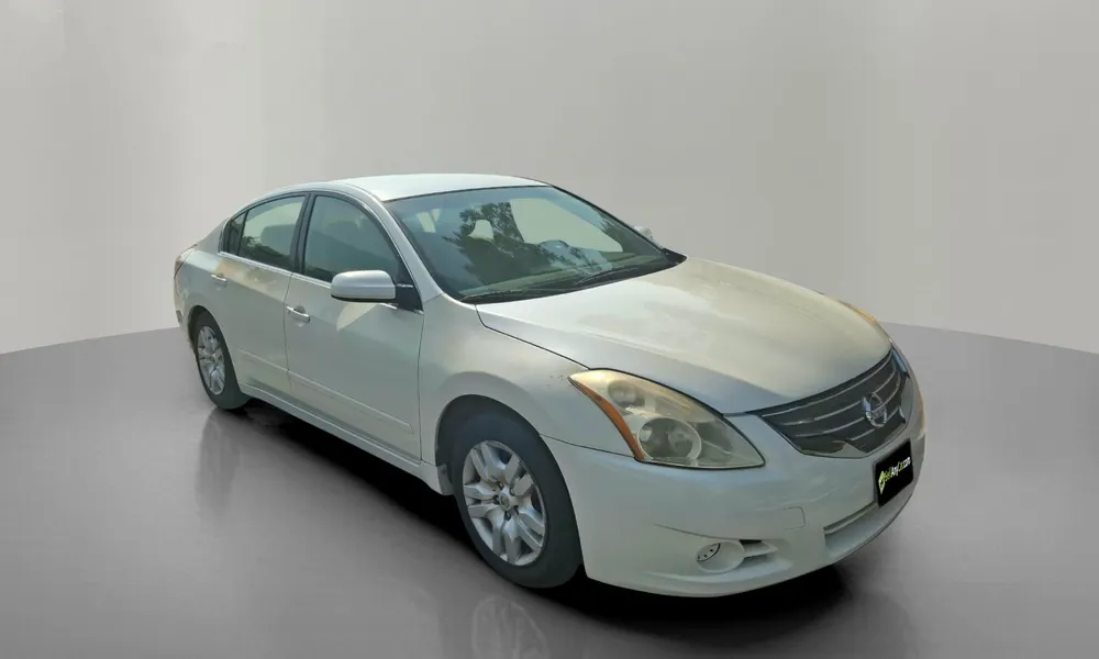 Vehicle photo 1