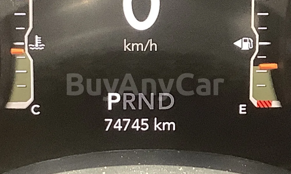 Vehicle photo 7