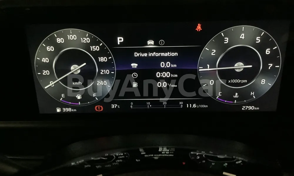 Vehicle photo 6