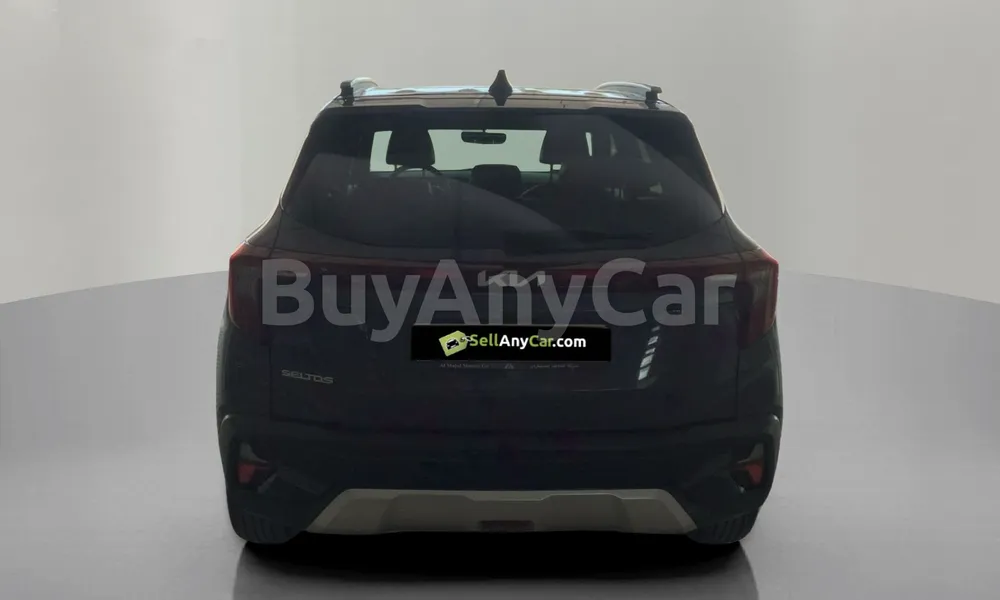 Vehicle photo 2