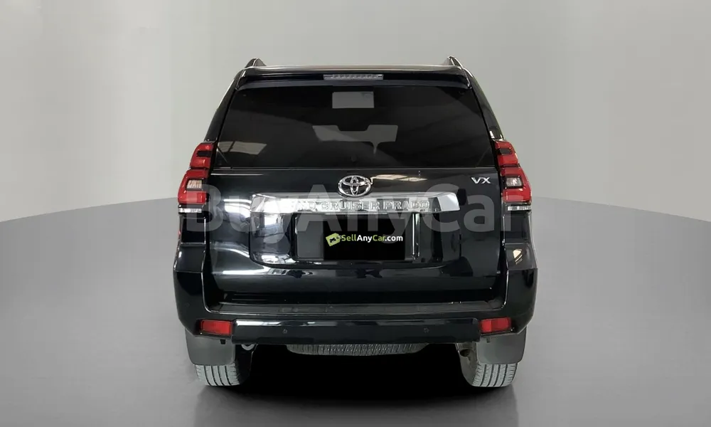 Vehicle photo 2
