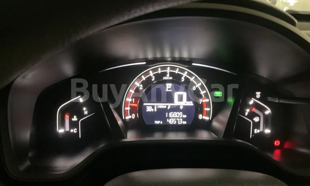 Vehicle photo 7