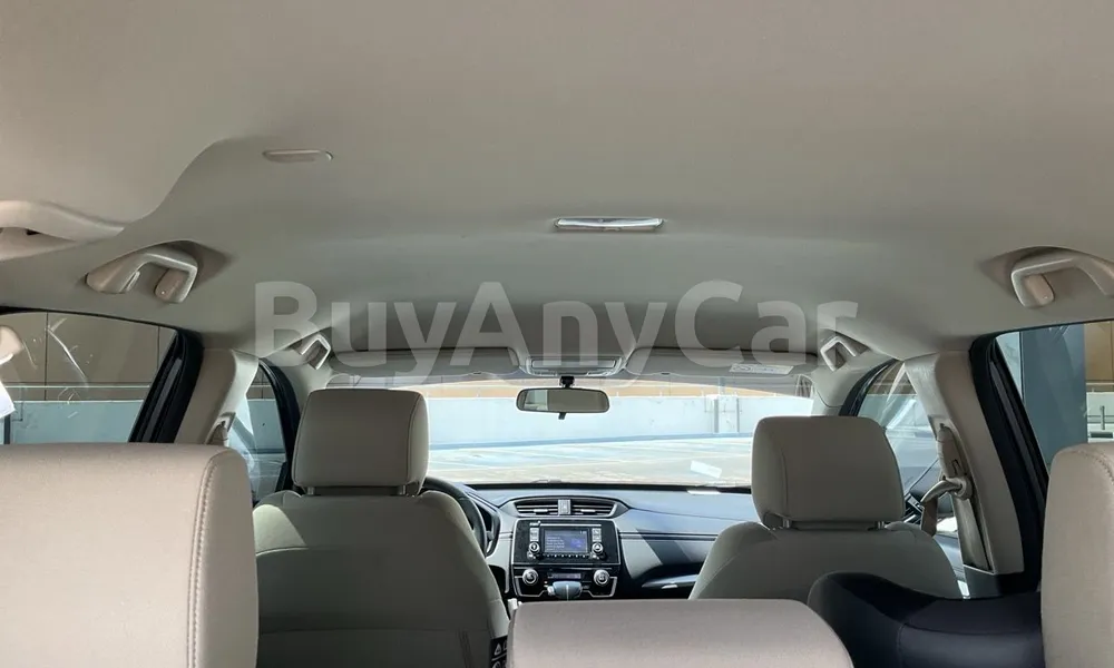 Vehicle photo 9