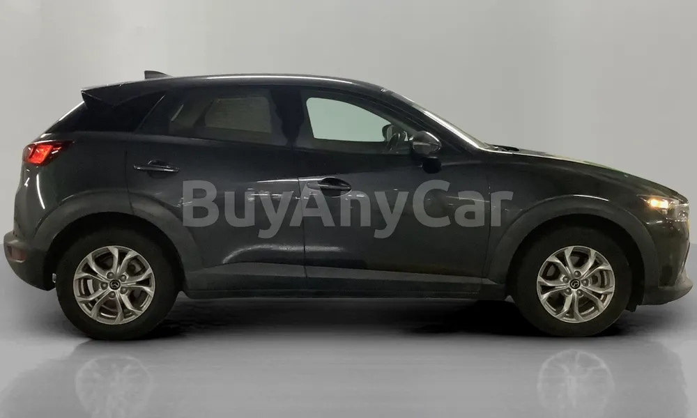 Vehicle photo 3