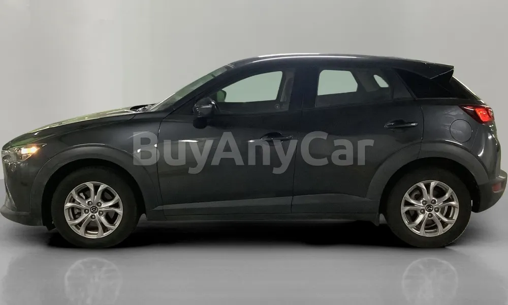 Vehicle photo 4