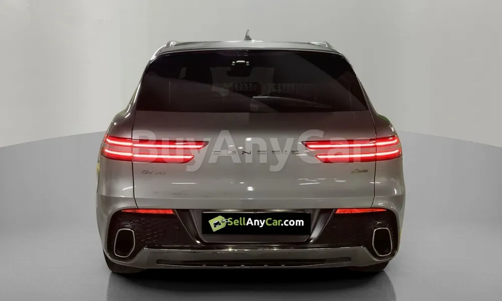 Vehicle photo 2