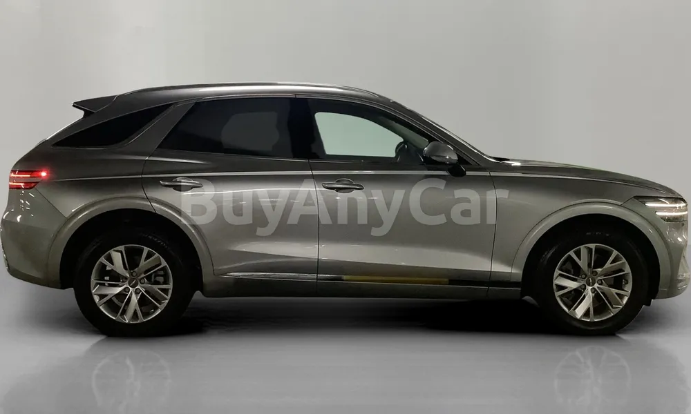 Vehicle photo 3