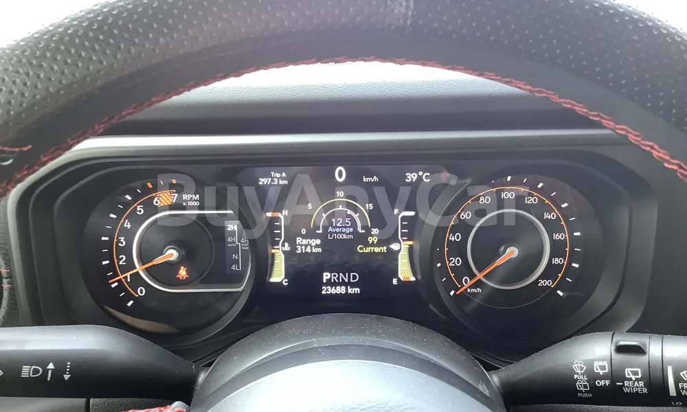 Vehicle photo 7