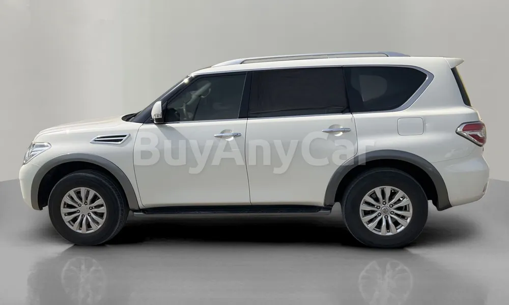 Vehicle photo 4