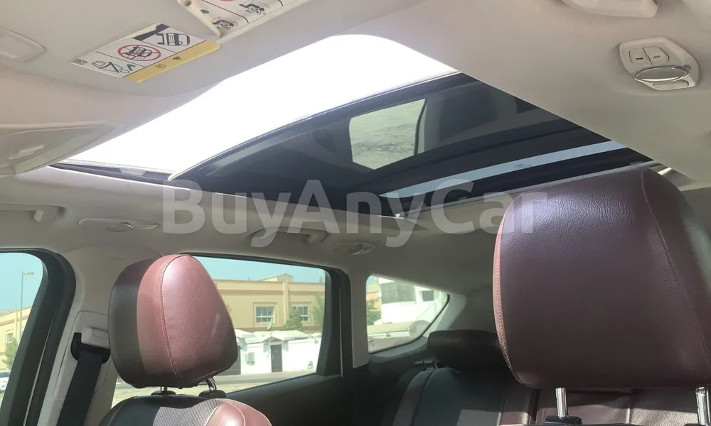 Vehicle photo 9
