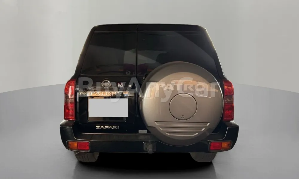 Vehicle photo 2