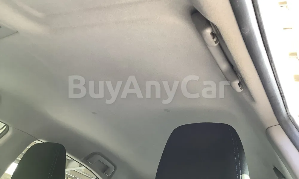 Vehicle photo 7