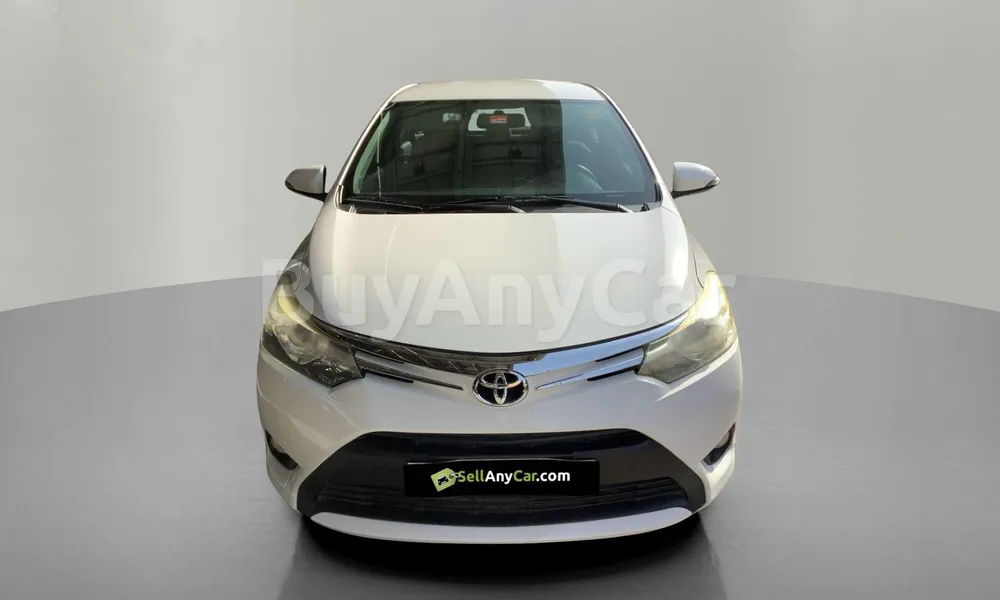 Vehicle photo 1