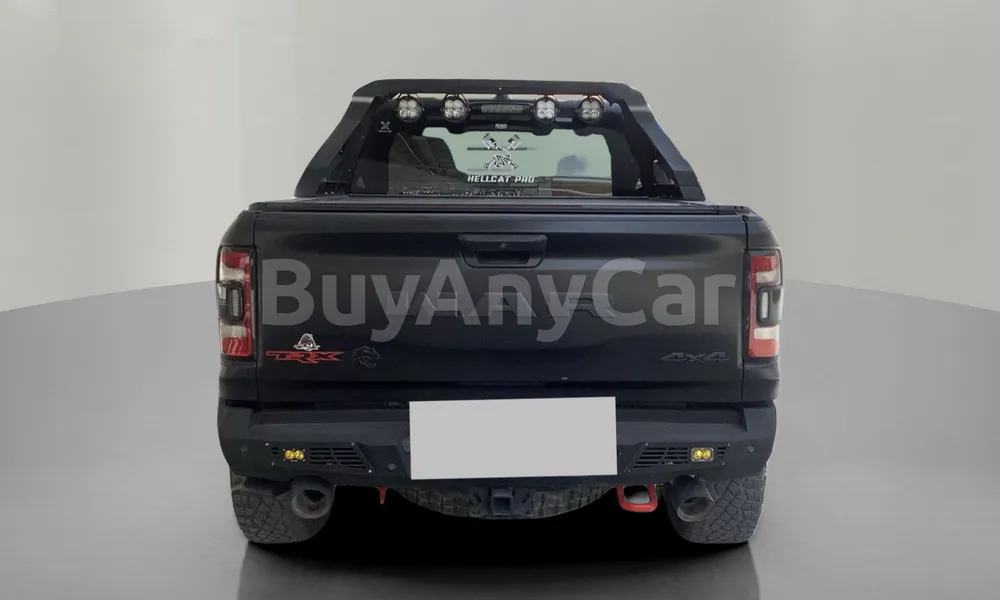 Vehicle photo 2