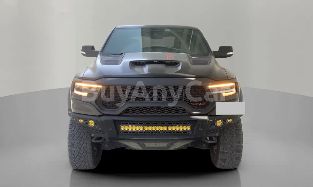 Vehicle photo 1