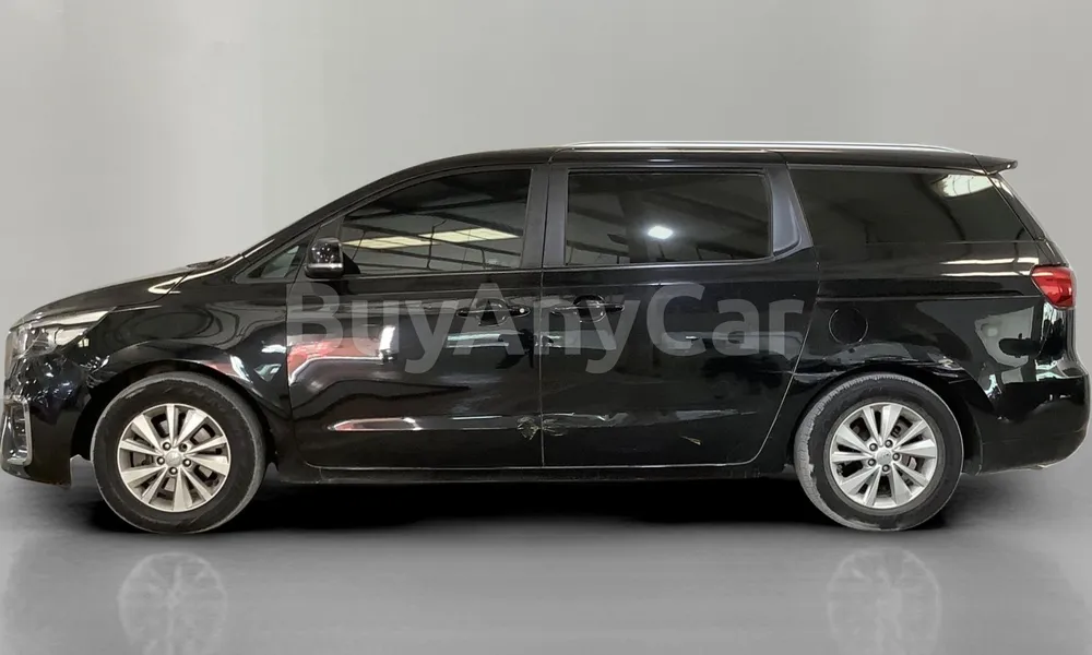 Vehicle photo 4