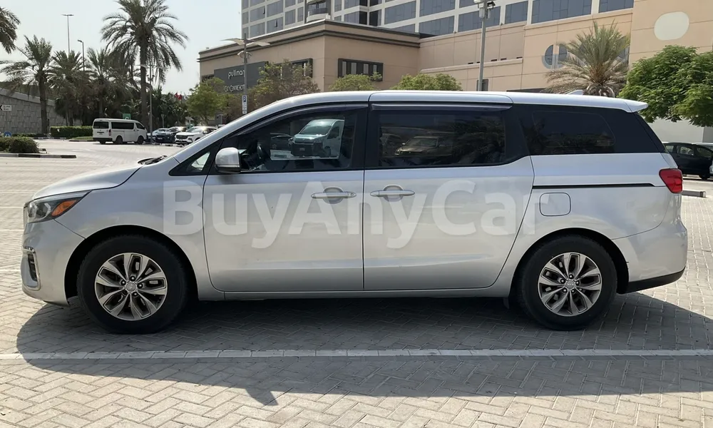 Vehicle photo 5