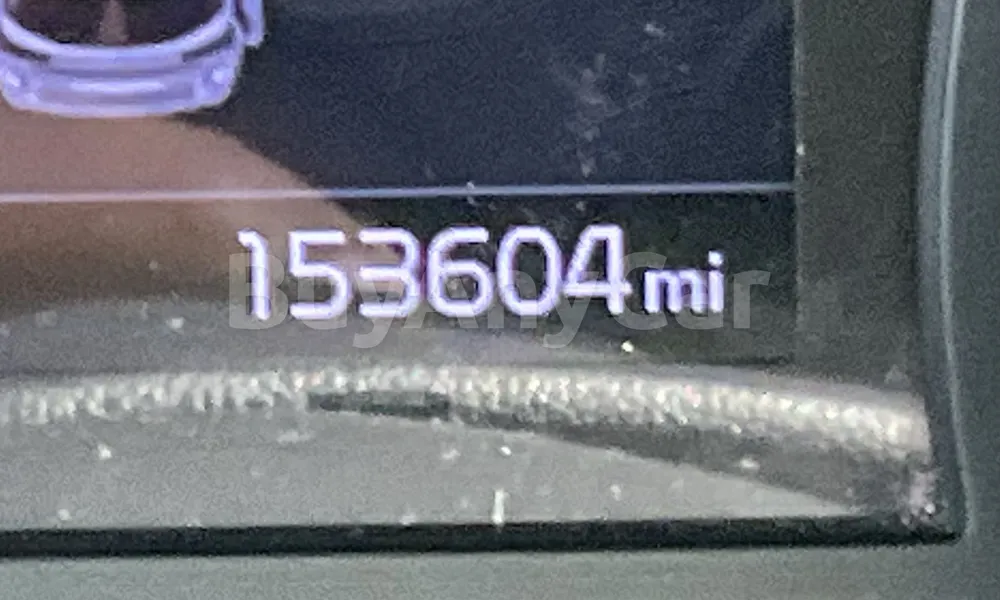 Vehicle photo 6