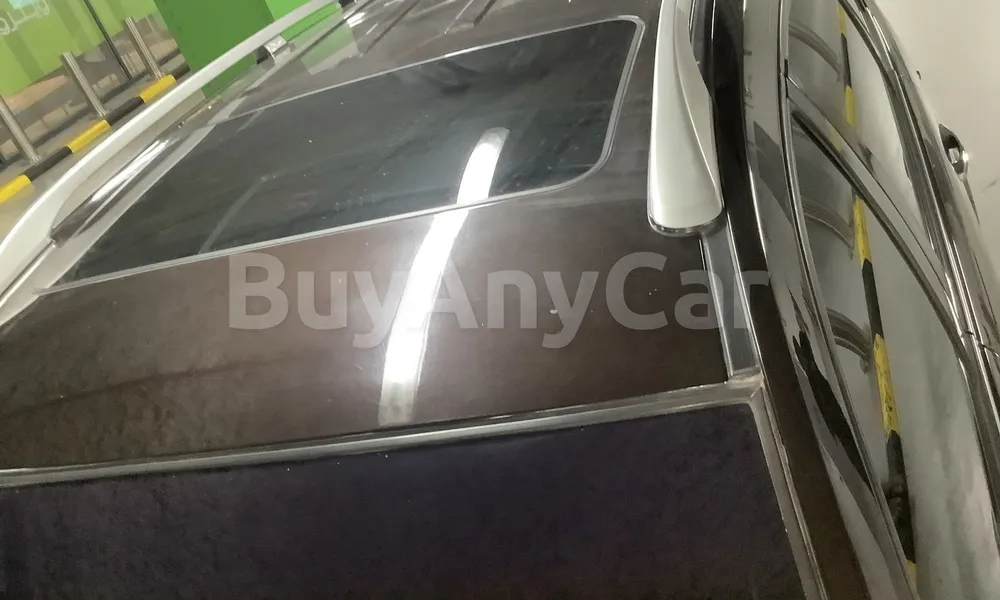 Vehicle photo 5