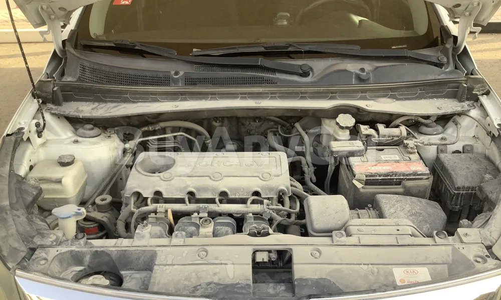 Vehicle photo 8