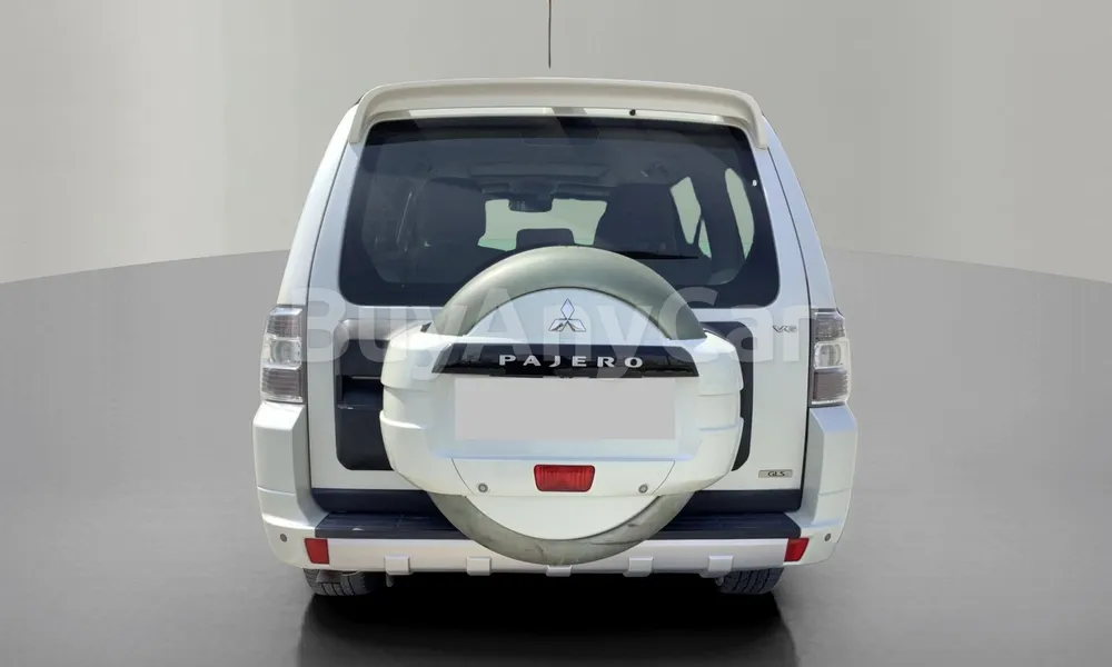 Vehicle photo 2