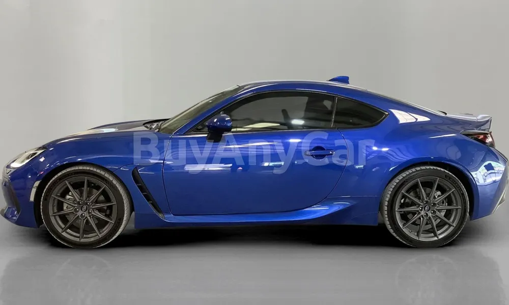 Vehicle photo 4