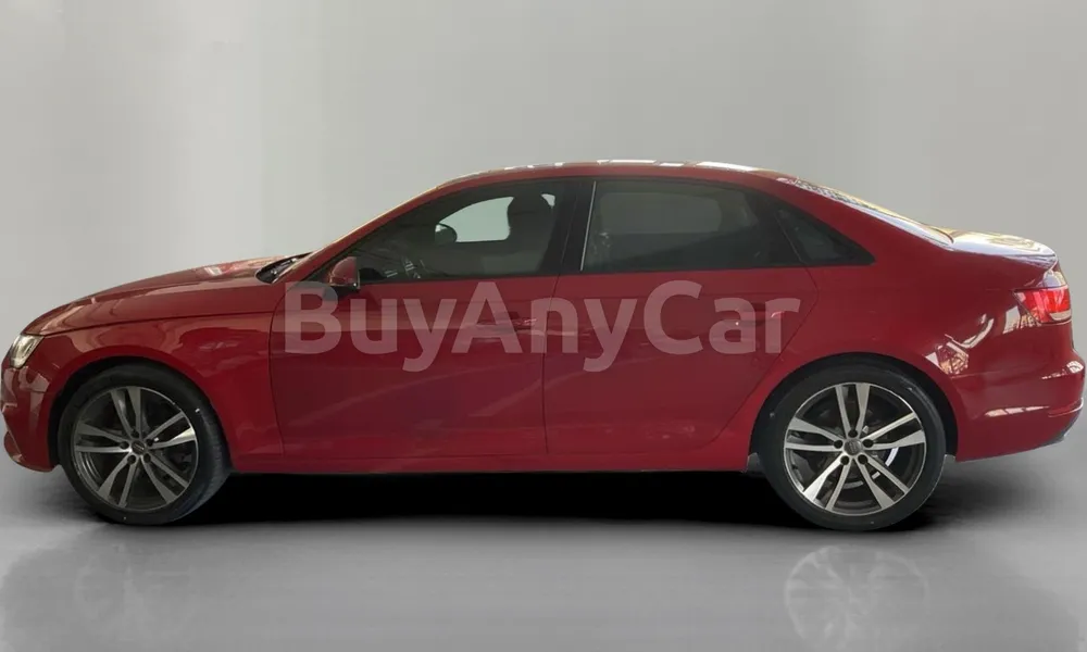 Vehicle photo 4