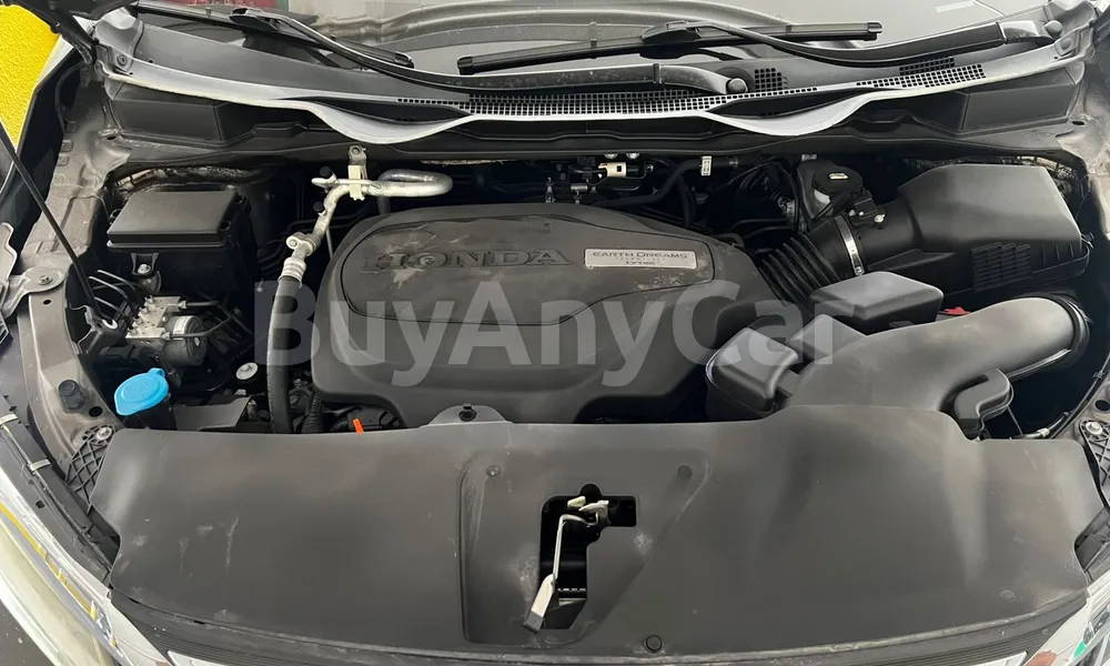 Vehicle photo 7